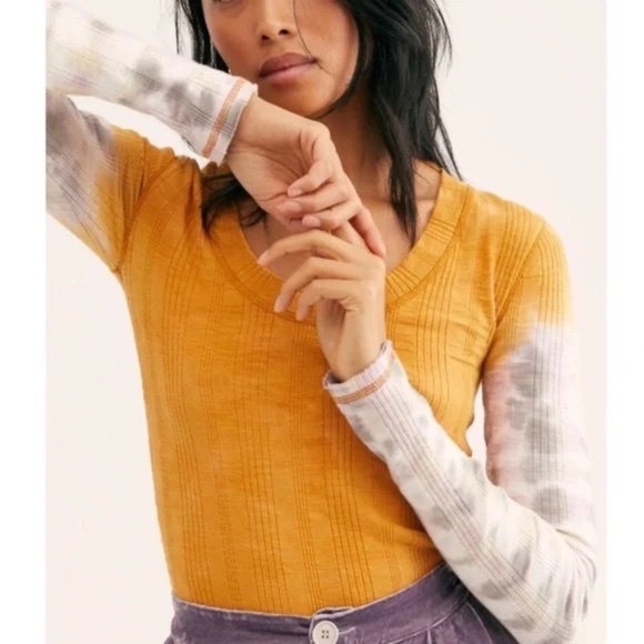 Free People We The Free Big Sur Gold Tie Dye Top ~ Size Small - Picture 1 of 6